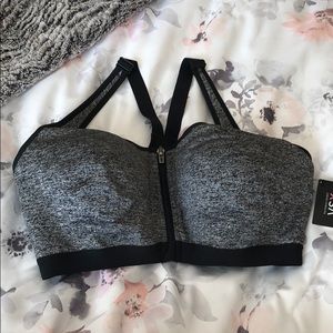 Victoria Secret knockout front close sports bra